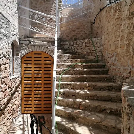 Homestay Stone Build *